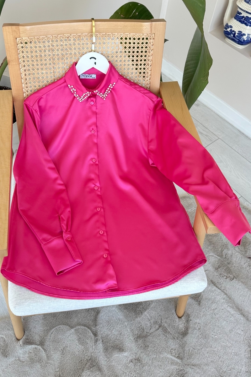 Yaka Taşlı Pembe Saten Tunik
