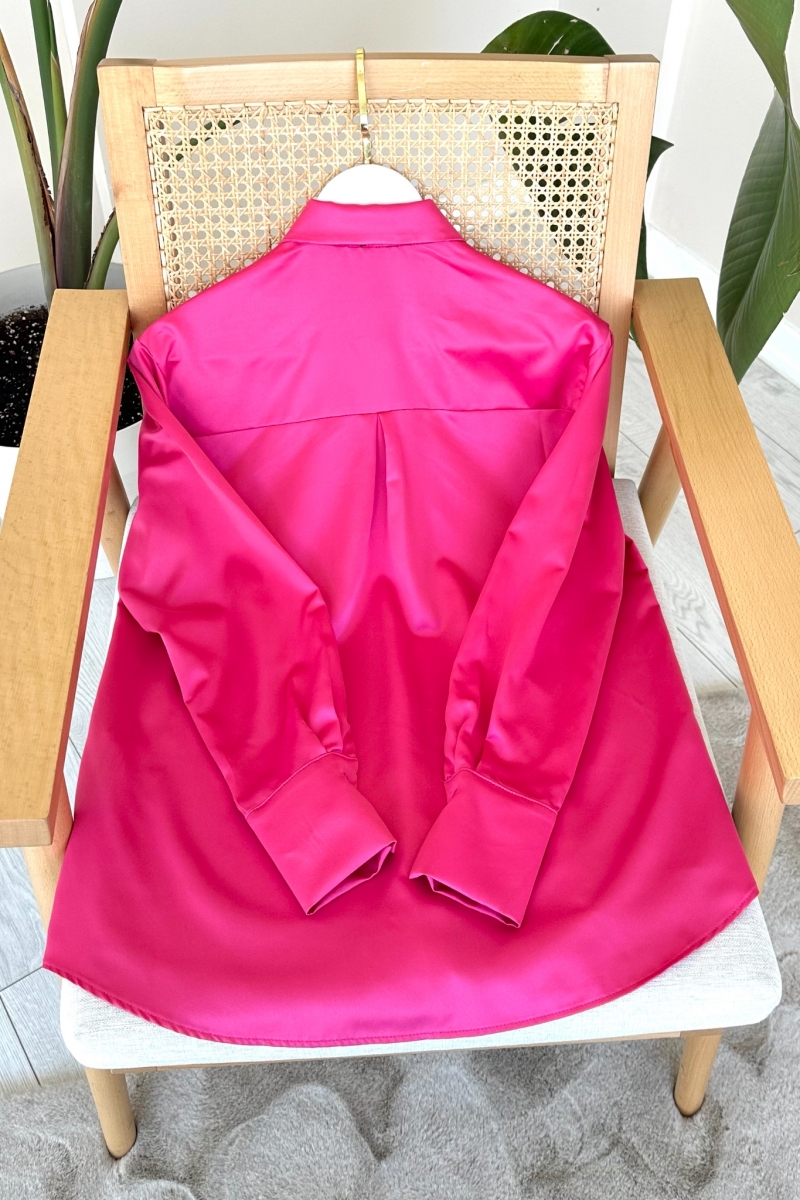 Yaka Taşlı Pembe Saten Tunik
