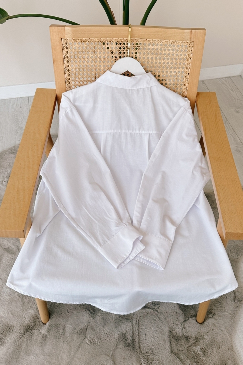 Ön Gizli Düğmeli Oversize Beyaz Gömlek