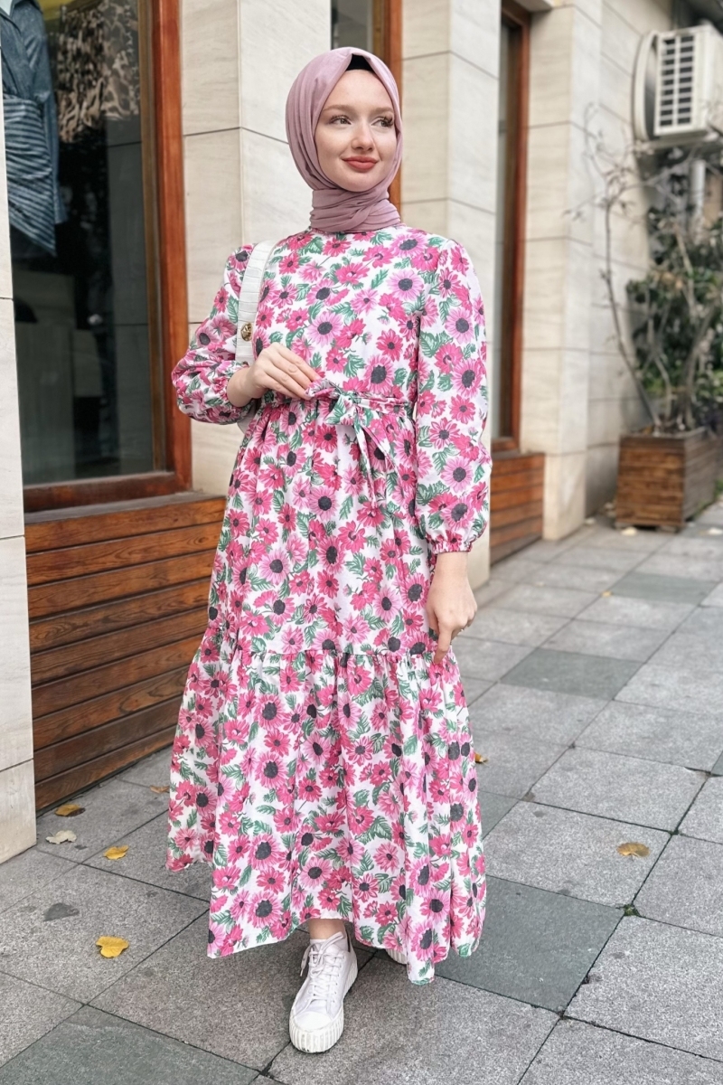 Papatya Desenli Kuşaklı Kat Kat Pembe Elbise