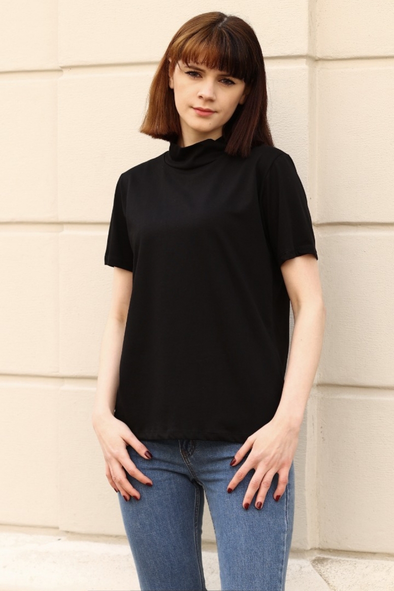 Balıkçı Yaka Siyah T-Shirt